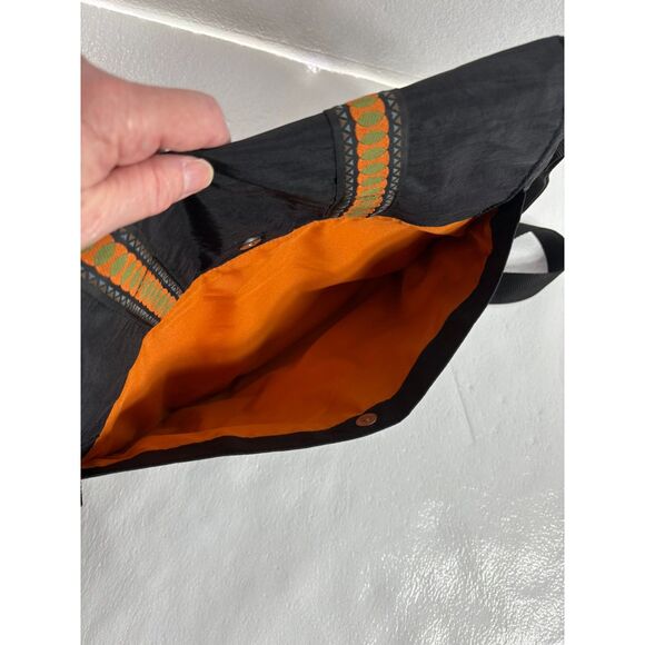 Baggallini Cross Body Messenger Bag Tote Black Orange Padded Slot Inside - Picture 4 of 15